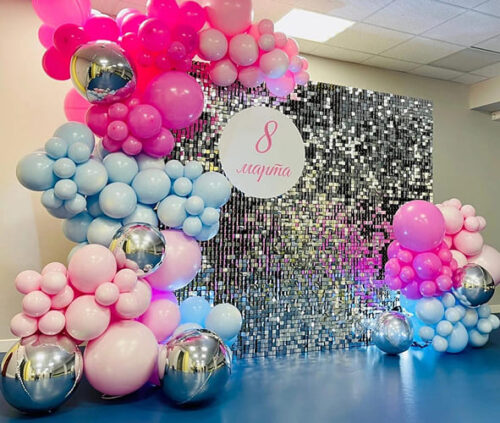 Фотозона с индивидуальной табличкой