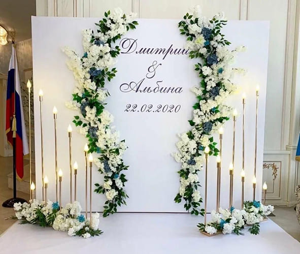 Свадебная арка с цветами